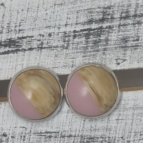 Earrings - Picture 4 of 16